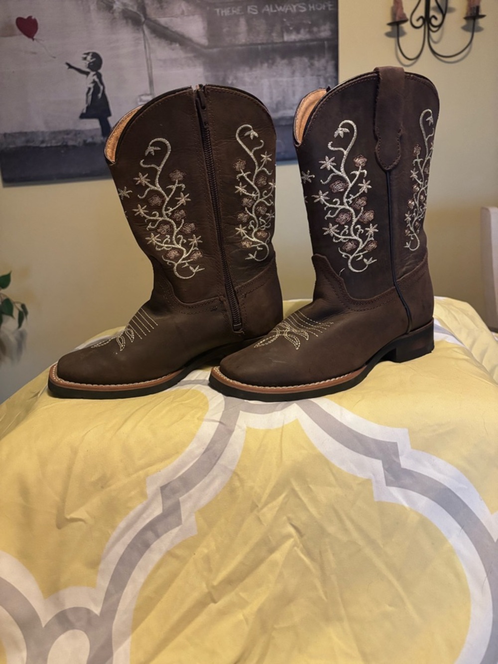 Brown Embroidered Western Cowboy Boots